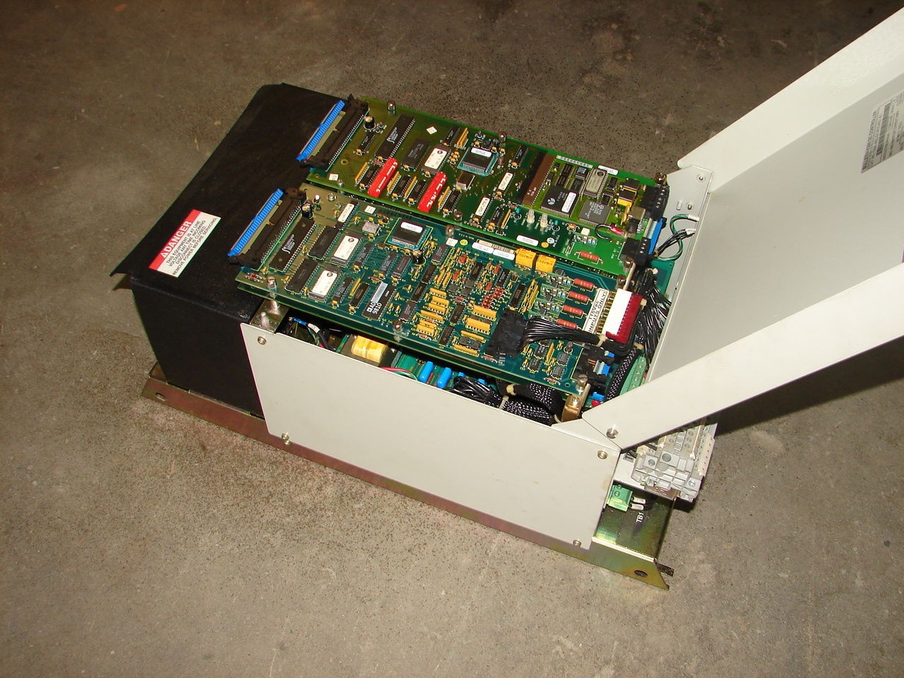 1395-B64N-C1-PZ A-B直流控制器，驱动板故障维修
