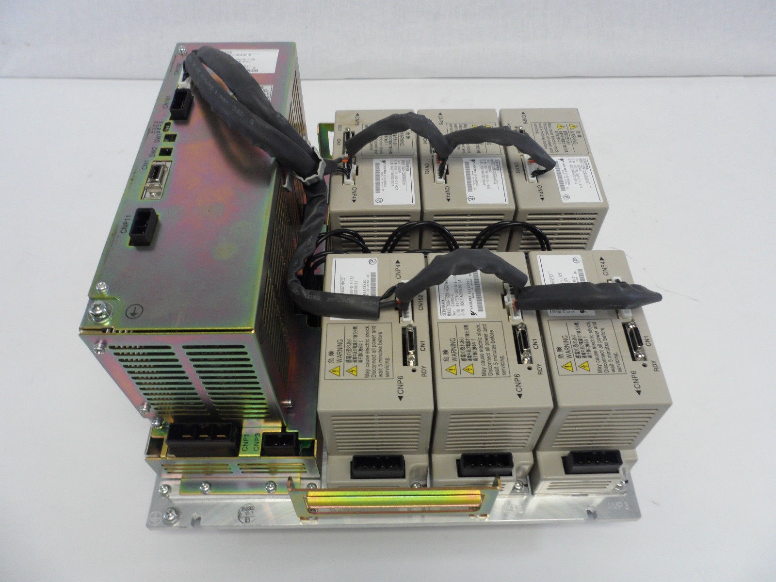 安川机器人SGDR-SDA710A01B伺服放大器维修